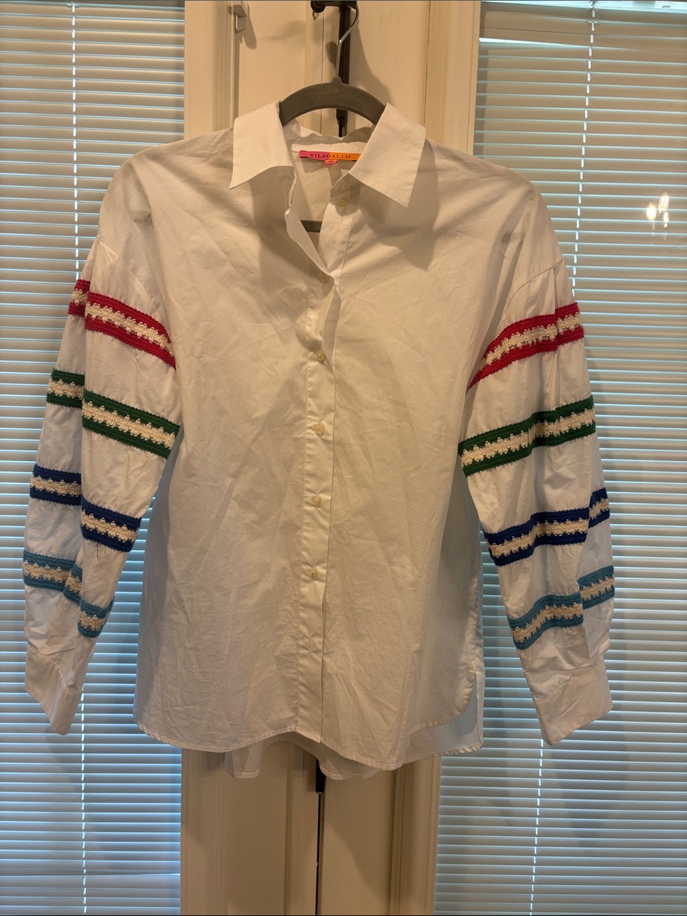 Vilagallo White Button-Up Blouse with Multicolor Striped Sleeves